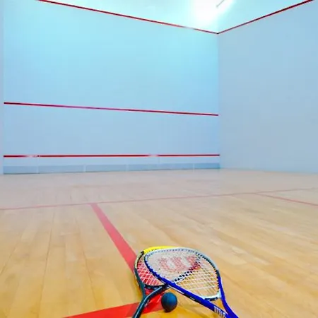 Arena فندق كوراليهو