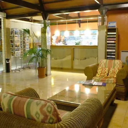 فندق Arena 4*